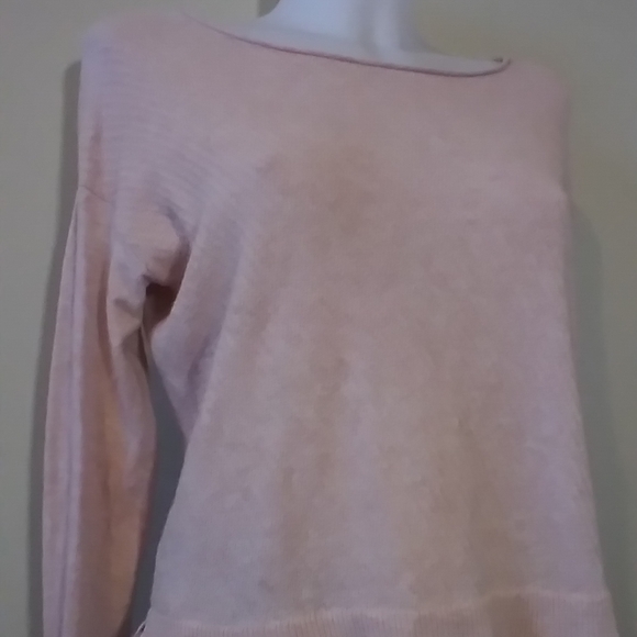 Beautiful Sweater from Anthropologie, Knitted & Knotted. Pink with Lace. - Picture 2 of 9